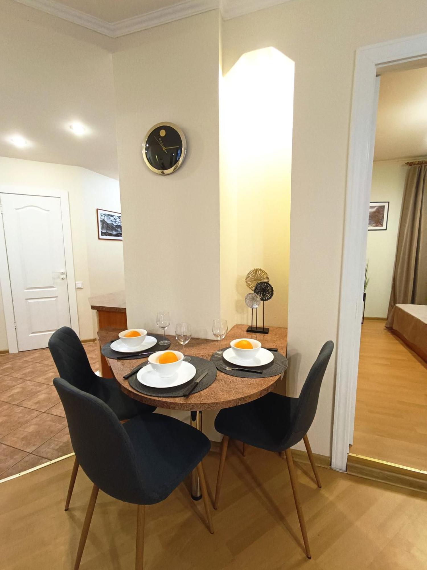 Two Bedroom Apartment In Old Town, Up To 6 Guests Riga Exteriér fotografie
