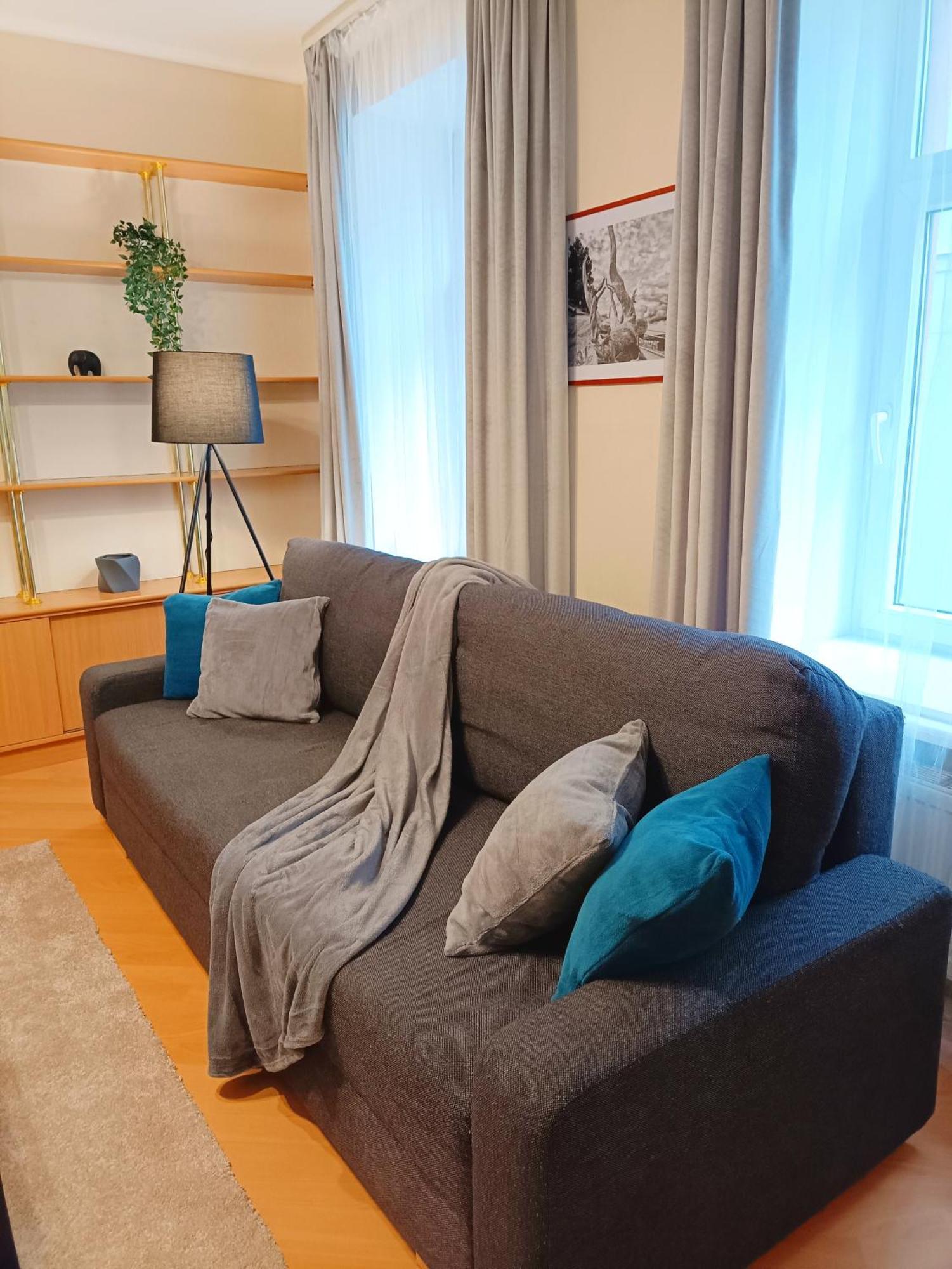Two Bedroom Apartment In Old Town, Up To 6 Guests Riga Exteriér fotografie